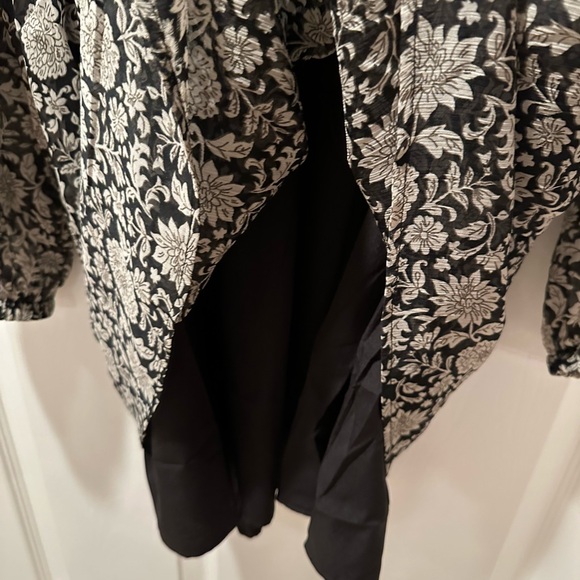 Z Supply- Melina Floral Dress, Size Large - Picture 7 of 8